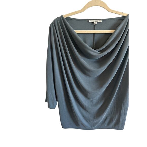 Green Envelope Los Angeles Women's Medium Gray Half Sleeve Droop Neck Blouse - Picture 3 of 9